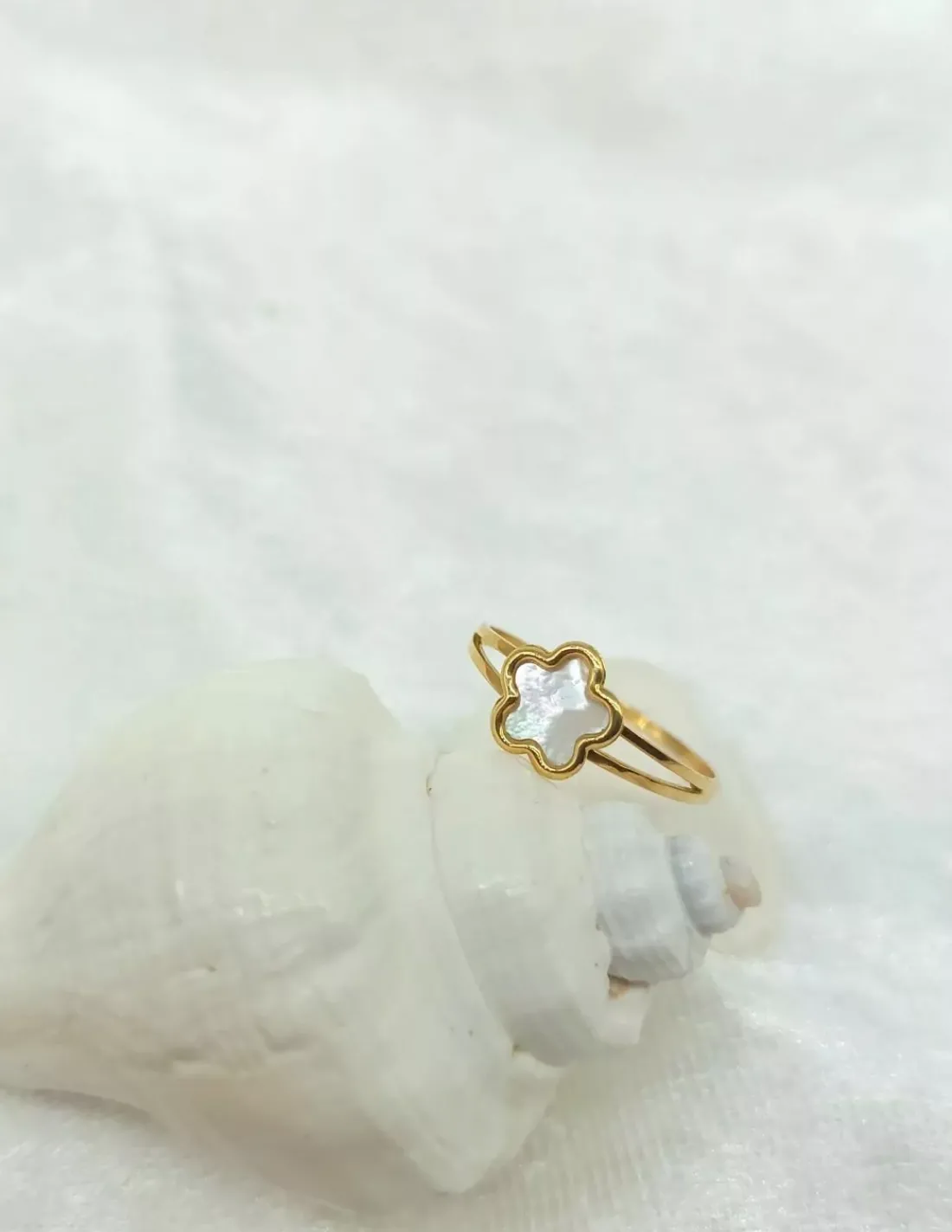 Outlet Anillo forma flor nácar oro 18k - T.14 Anillos De Oro|Anillos