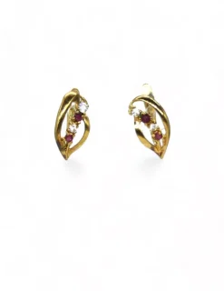 Sale Pendientes en hoja calada con tres circonitas oro 18k Pendientes De Oro